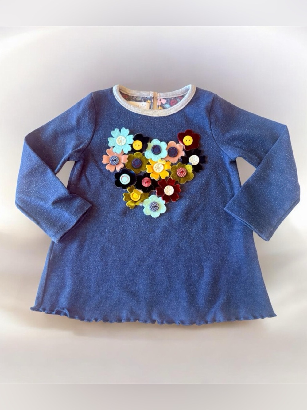 Mud Pie 3T Floral Heart Appliqué Top